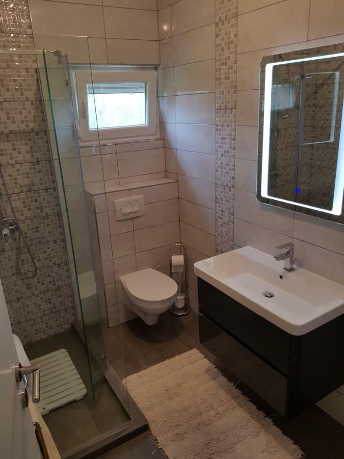 Holiday Home Begonja Привлака Екстер'єр фото