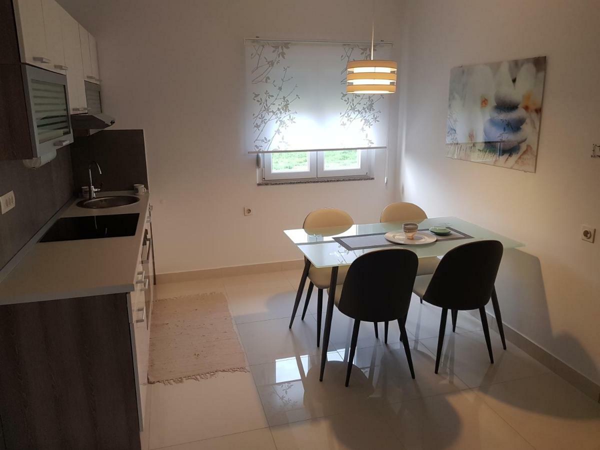 Holiday Home Begonja Привлака Екстер'єр фото